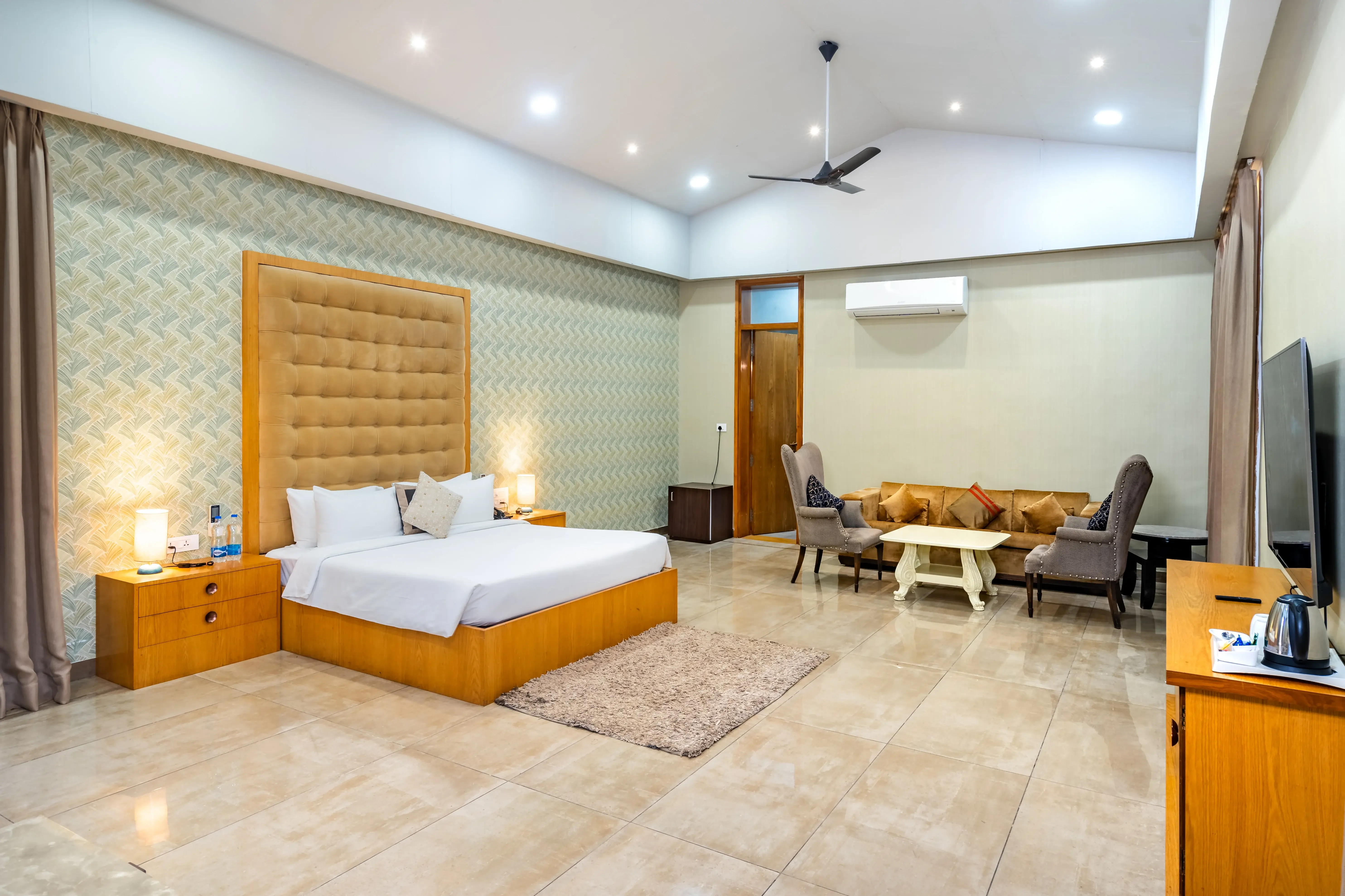 best farmhouse in Bilaspur